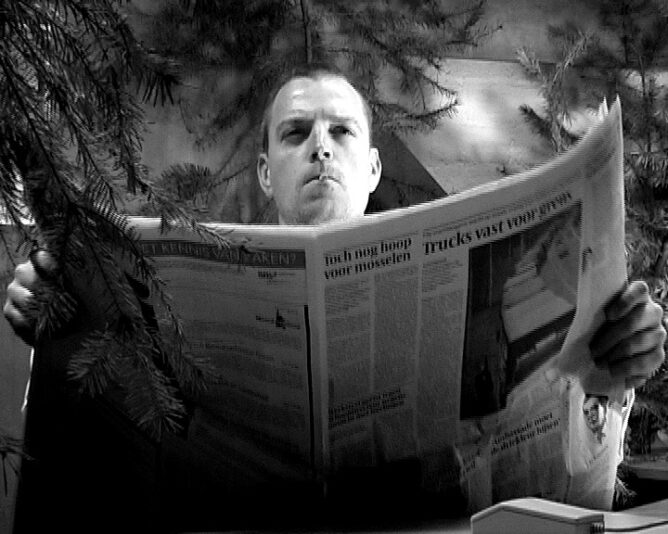 iwan&han portrait daily routines at the office paper