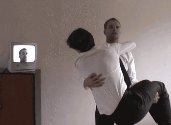 iwan&han Man carries man