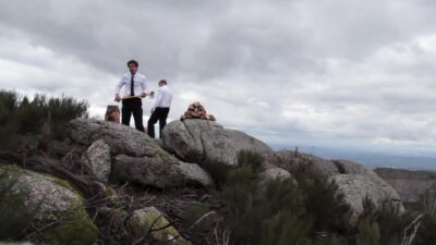 iwan&han Cloving on rocks S